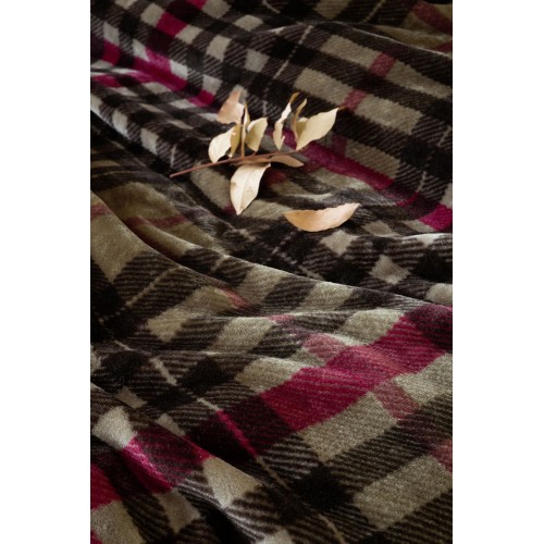 Velvet Blanket Moni 160x220 - Edward Nima Home